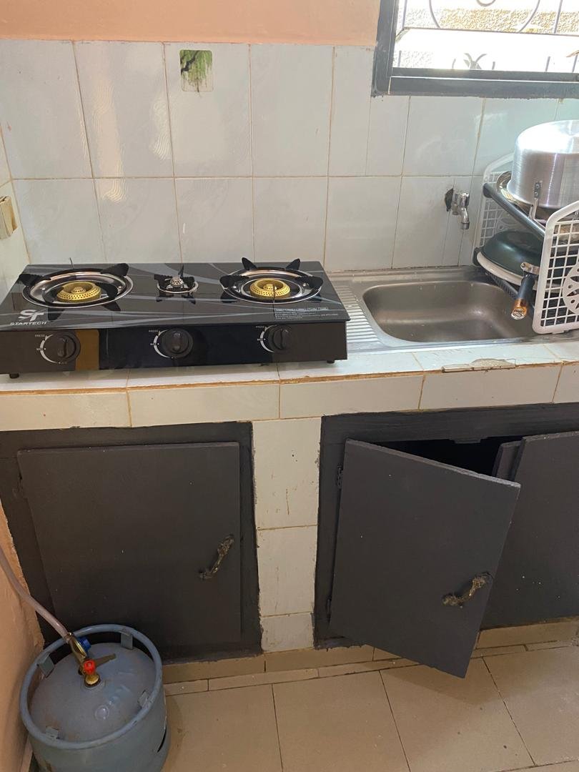 Résidence meublée moderne à Korhogo avec cuisine équipée